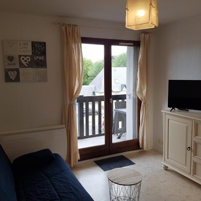 Charmant T2 à Cabourg, proche plage et centre-ville, balcon et parking gratuit - FR-1-487-312 - Apartment (4 Adults) - 1