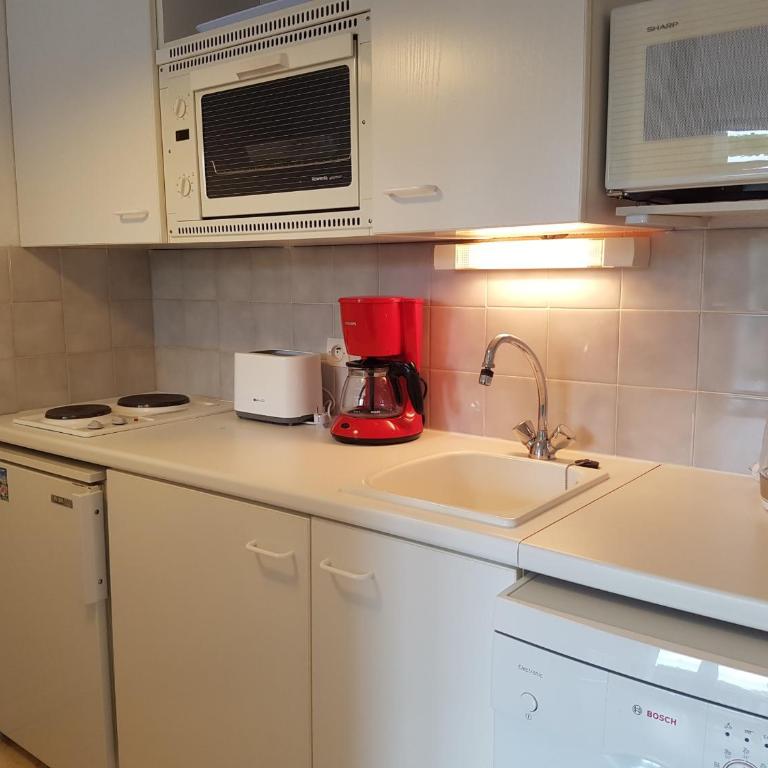 Charmant T2 à Cabourg, proche plage et centre-ville, balcon et parking gratuit - FR-1-487-312 - Apartment (4 Adults) - 9