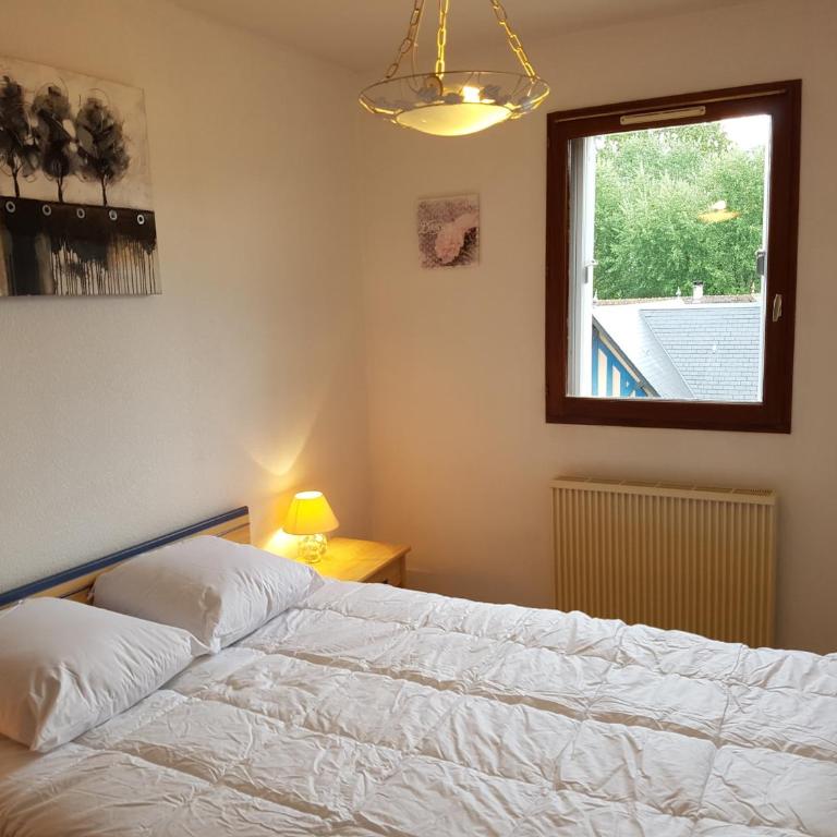 Charmant T2 à Cabourg, proche plage et centre-ville, balcon et parking gratuit - FR-1-487-312 - Apartment (4 Adults) - 13