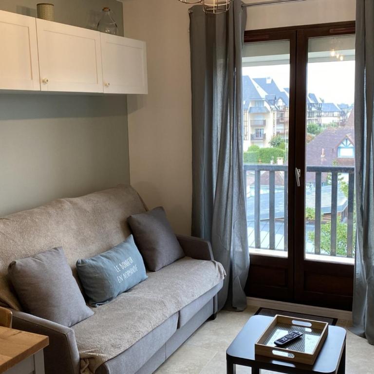 Appartement rénové proche plage et thalasso, 2 pièces, balcon, Wifi, TV, équipements bébé - Cabourg - FR-1-487-322 - Appartement (4 Adultes) - 1