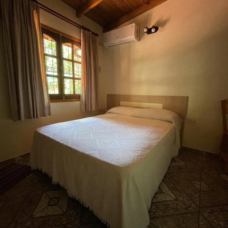 La Posada de Moncho - Habitación Doble con cama supletoria - 2 camas - 9
