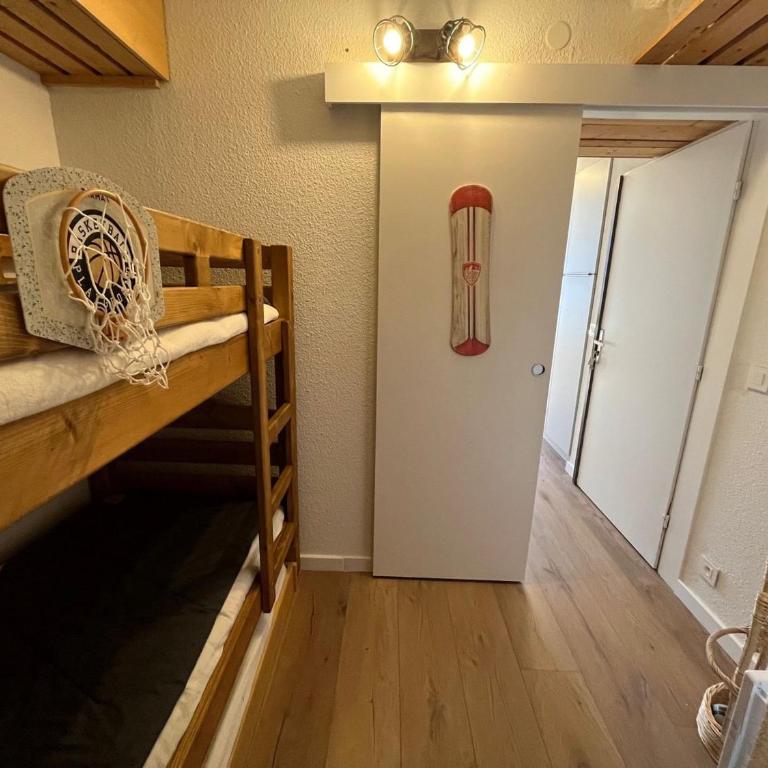 Studio rénové avec cabine et balcon au centre de Flaine - FR-1-425-196 - Studio - 4
