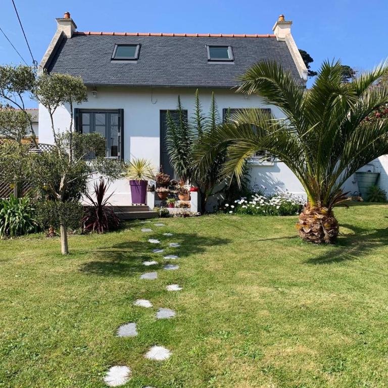 Maison de charme 3* avec jardin clos, terrasse, WIFI à 60m du Port de Perros-Guirec - FR-1-368-79 - Holiday Home (2 adults) - 1