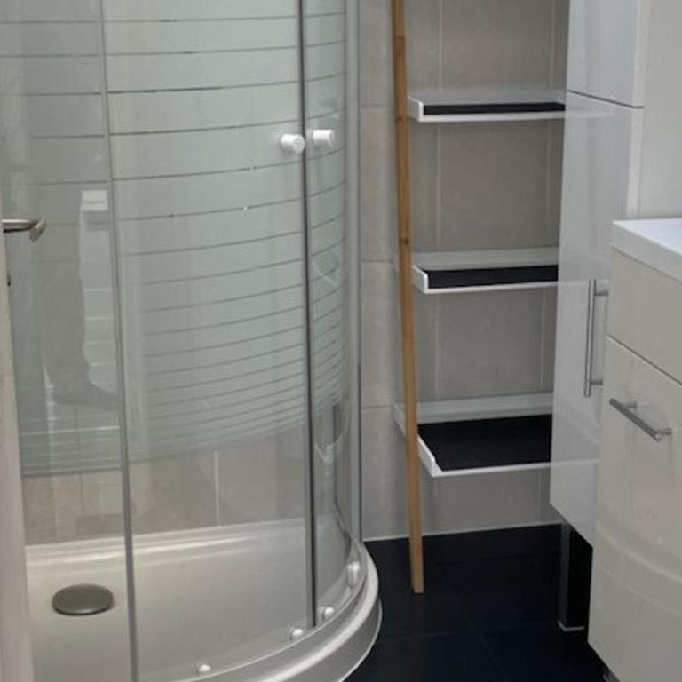 Maison de charme 3* avec WIFI, jardin clos, véranda, à 350m du port à Perros-Guirec - FR-1-368-254 - Ferienhaus (4 Erwachsene) - 18