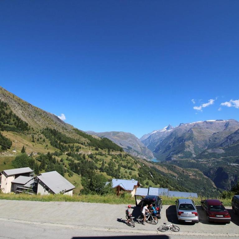 Studio cabine 4 pers, 300m des pistes, balcon, parking, animaux ok - Auris en Oisans - FR-1-297-25 - Apartamento (4 adultos) - 8