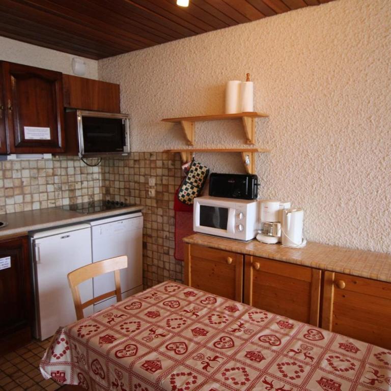 Studio cabine rénové au pied des pistes, balcon, parking – Auris en Oisans - FR-1-297-68 - Appartamento (4 Adulti) - 5