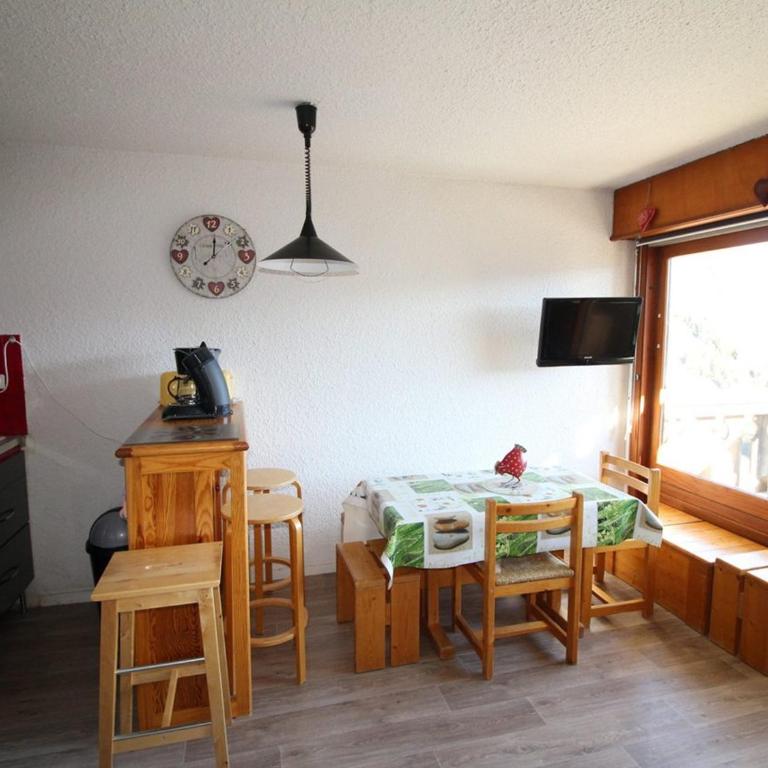 Studio cabine 4 pers au pied des pistes avec parking gratuit - Auris en Oisans - FR-1-297-151 - Apartamento (4 adultos) - 5
