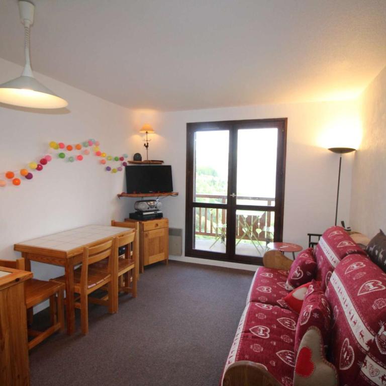 Appartement 2 Pièces avec Balcon à 400m des Pistes, Parking Gratuit - FR-1-297-161 - Appartement - 4