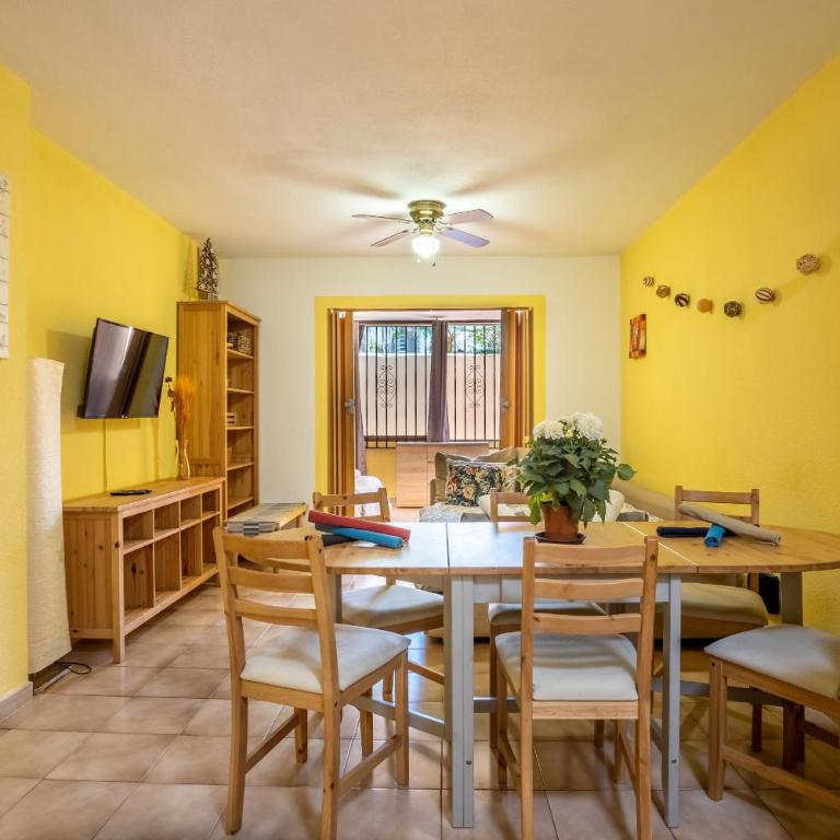 Castle Harbour Feel like home Flat Los Cristianos by LoveTenerife - Apartamento de 2 dormitorios - 2