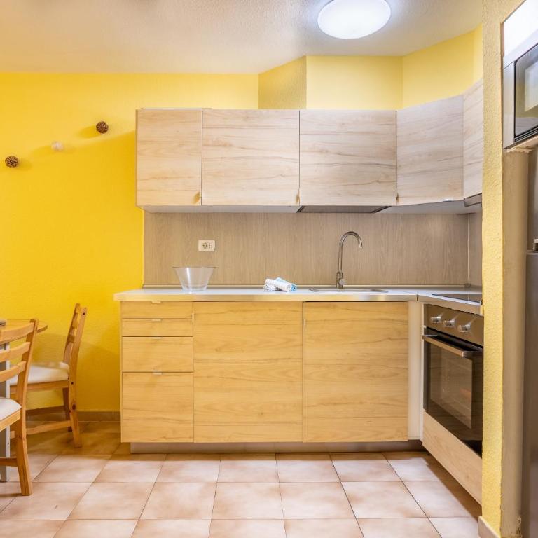 Castle Harbour Feel like home Flat Los Cristianos by LoveTenerife - Apartamento de 2 dormitorios - 7