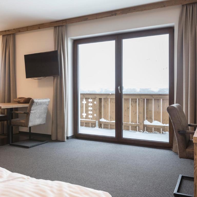 Das Glemm Hotel - Joker Card Partner - Junior Suite mit Küchenzeile - 4