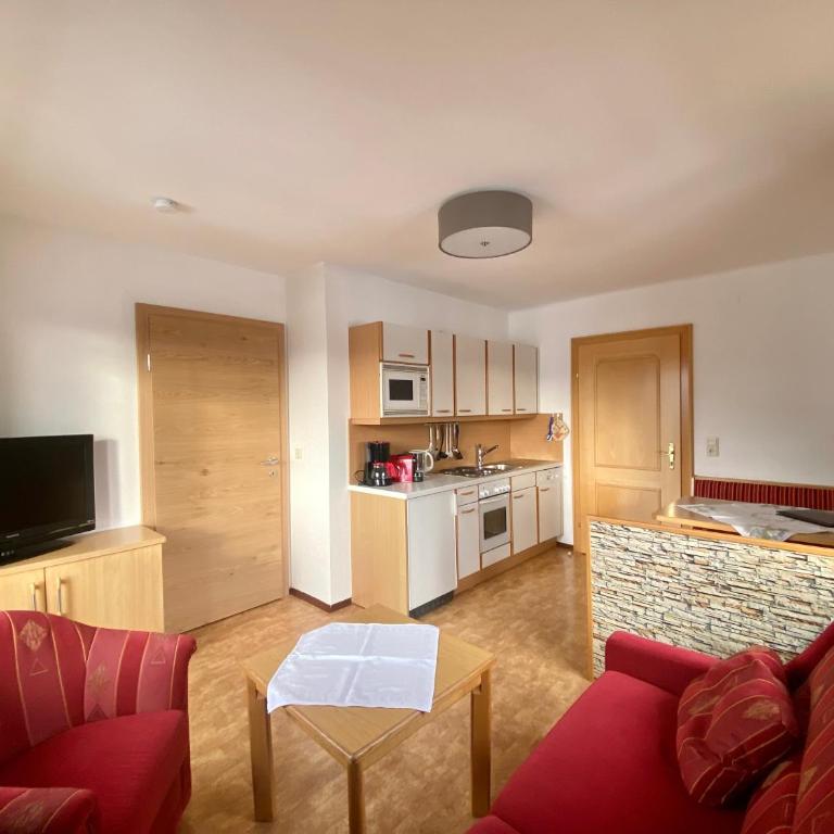 Appartements Hubner - Standard Apartment mit 1 Schlafzimmer und Balkon - 10