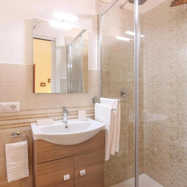 Villino Mito - Appartamento con 3 Camere da Letto - 23