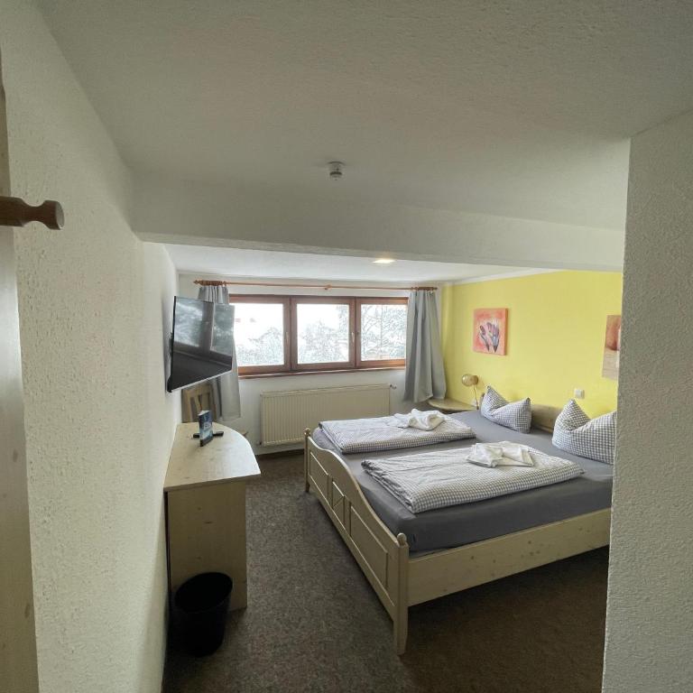 Landhotel Krone - Budget Doppelzimmer - 1