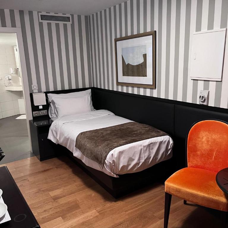 Logis Hôtel Ettenheim - Twin Room - Disability Access - 3