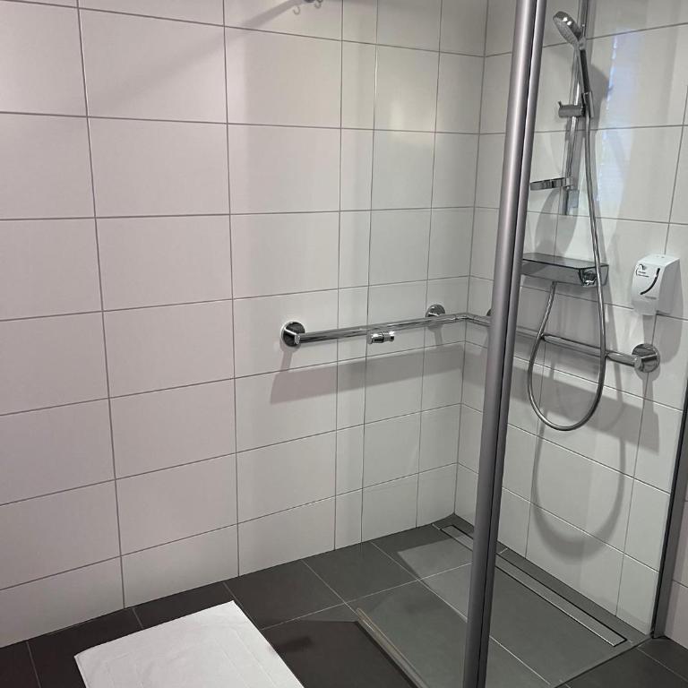Logis Hôtel Ettenheim - Twin Room - Disability Access - 5