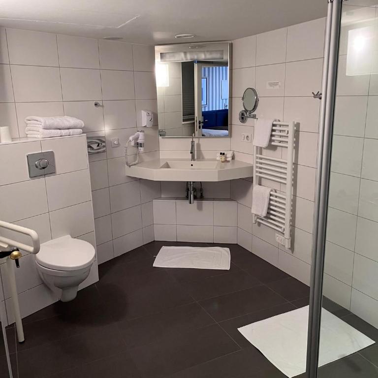 Logis Hôtel Ettenheim - Twin Room - Disability Access - 6