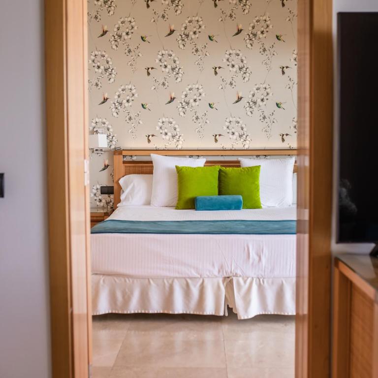 Serenity Amadores - Top Floor Premium Apartment with Sea View - 17