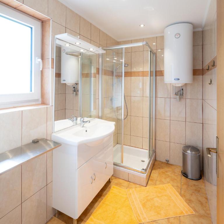 Erlebnisbauernhof Tschom - Chalet mit 2 Schlafzimmern - 7