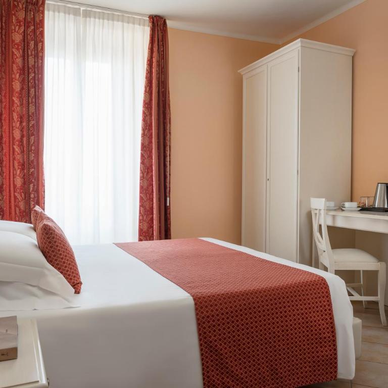 Hotel Mayer & Splendid - Wellness e Spa - Camera Matrimoniale/Doppia con Letti Singoli con Vista Città - 1