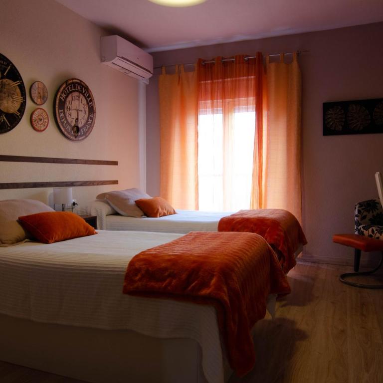 DOMUS SALAMANCA. MELCHOR CANO. Centro. 4 dormitorios - Apartamento - 17