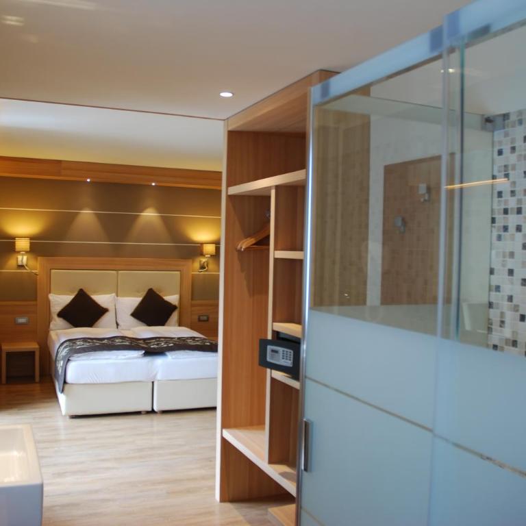 Hotel Bondi - Superior Double Room - 1