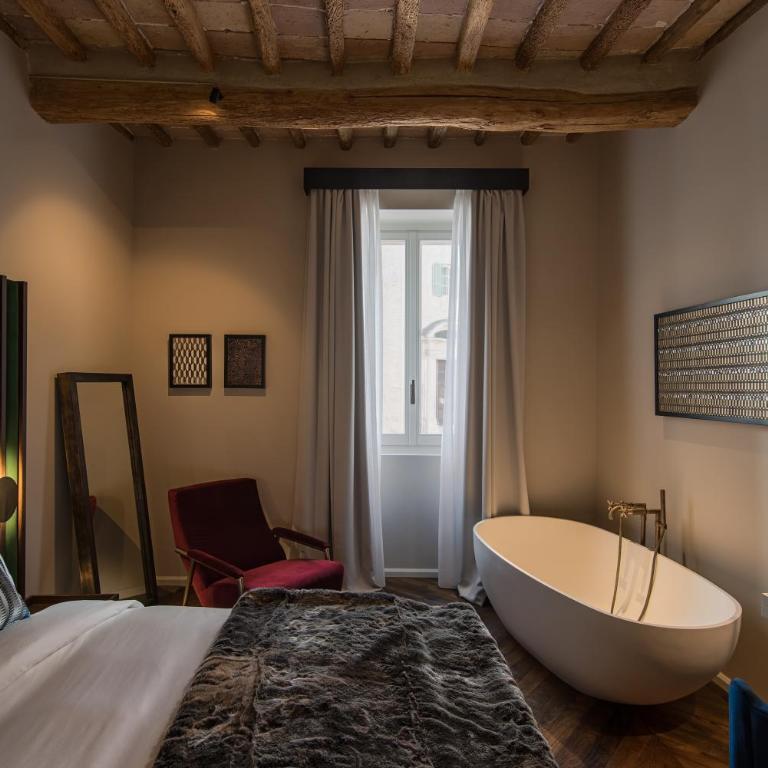 Times Suites - Guesthouse - Etruria Collection - Camera Matrimoniale Deluxe con Vasca - 8