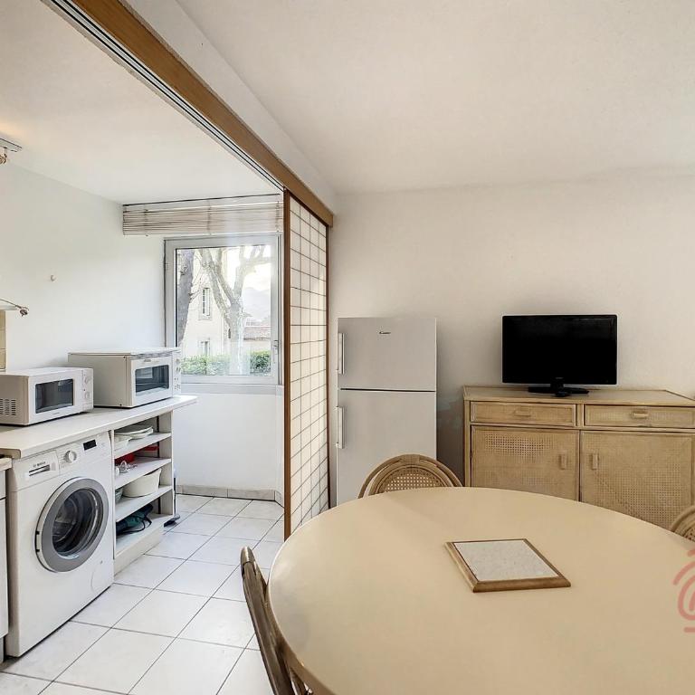 Appart F2 à Lamalou, terrasse, wifi, animaux acceptés, proche centre & thermes - FR-1-451-24 - Appartement 1 Chambre - 4