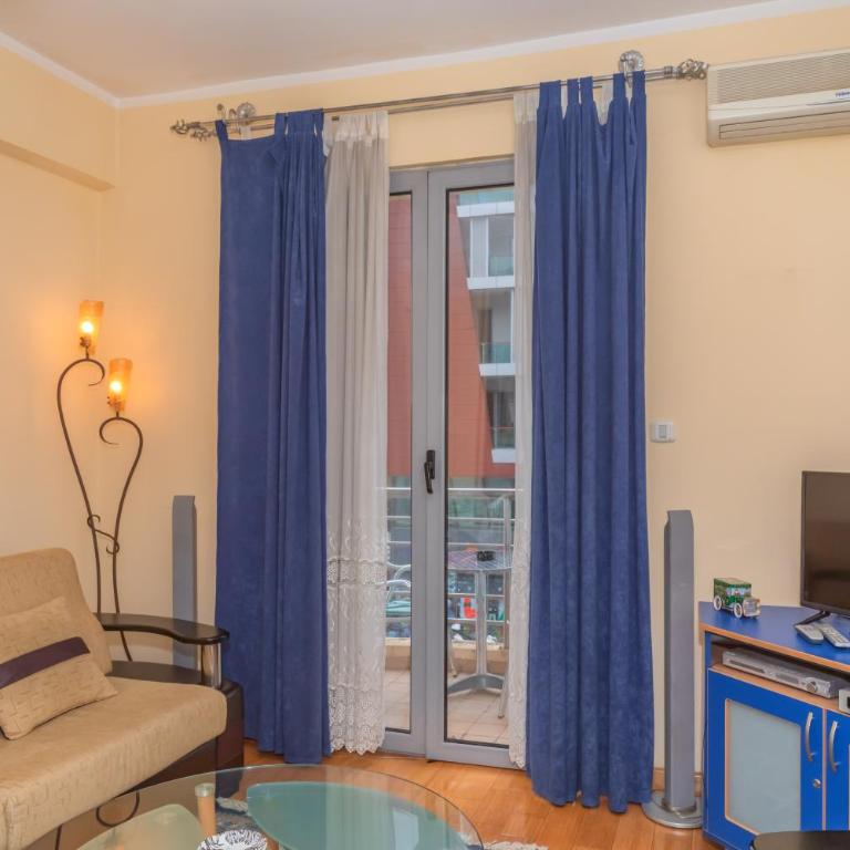 White Bear Budva - Apartman - 13