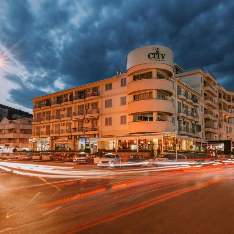 White Bear Budva - Apartman - 1