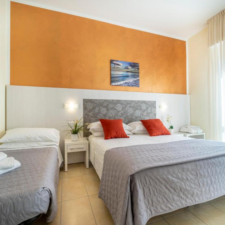 Hotel Romagna - Triple Room - 3