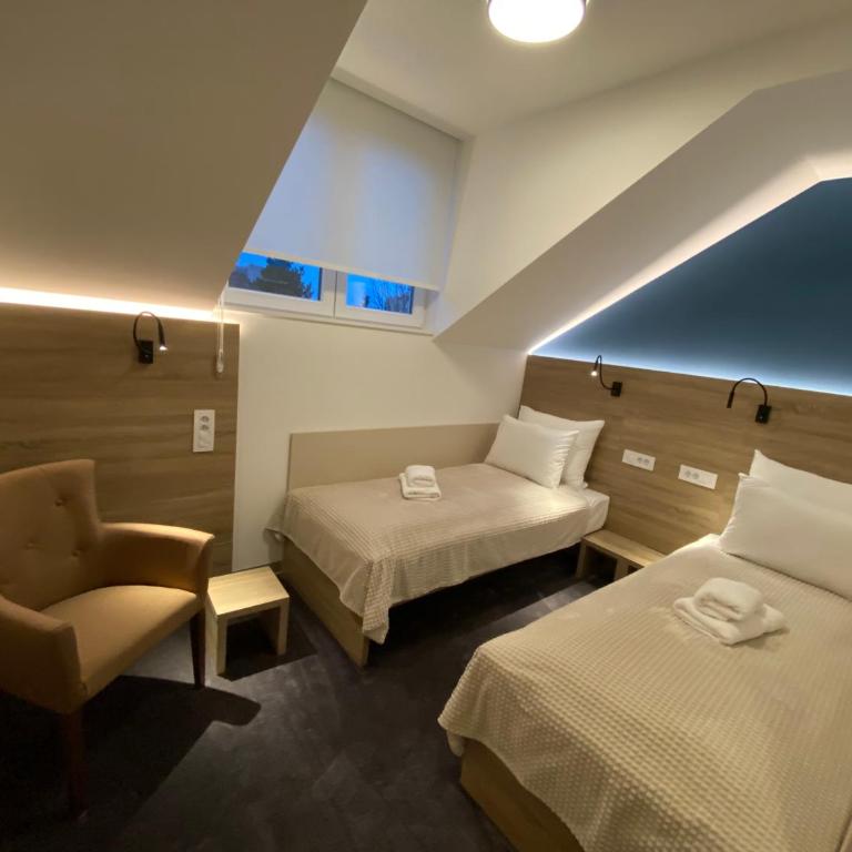 Konak Stella - Dvokrevetna Soba sa Zasebnim Krevetima i Kupatilom - 7