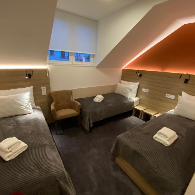 Konak Stella - Trokrevetna Soba sa Kupatilom - 2