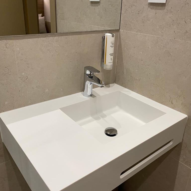 Konak Stella - Trokrevetna Soba sa Kupatilom - 6