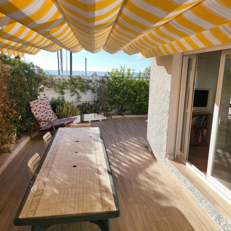 Casa Primera Linea Playa Tamarit (Santa Pola) - Casa de 4 dormitorios - 8
