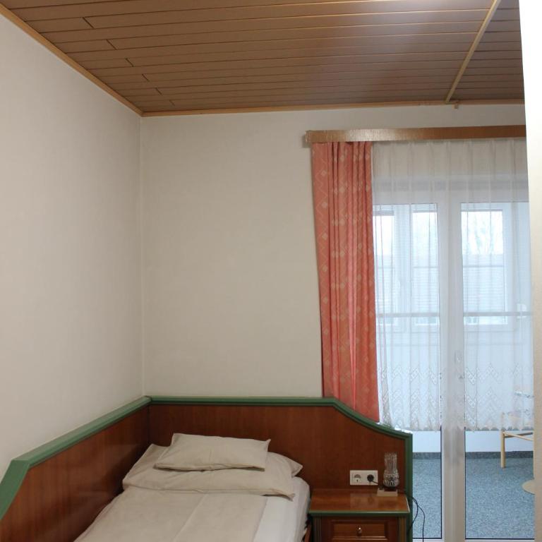 Hotel Altneudörflerhof - Einzelzimmer mit Balkon - 6