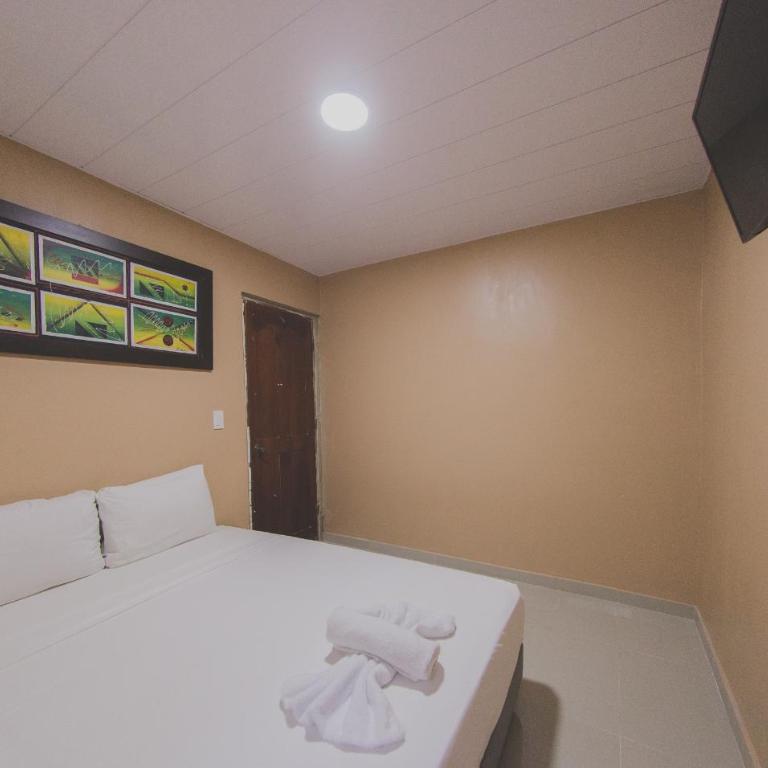Hotel Boquilla Suites By GEH Suites - Economy Double Room - 1