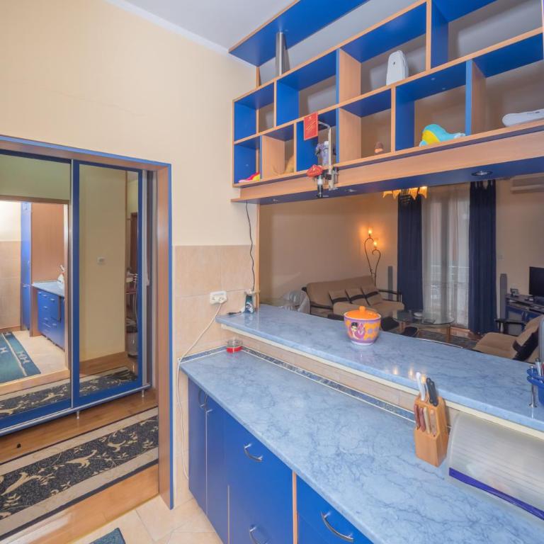 White Bear Budva - Apartman - 4