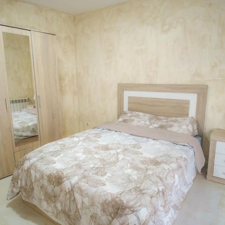 Piso acogedor en Madrid centro - Three-Bedroom Apartment - 3