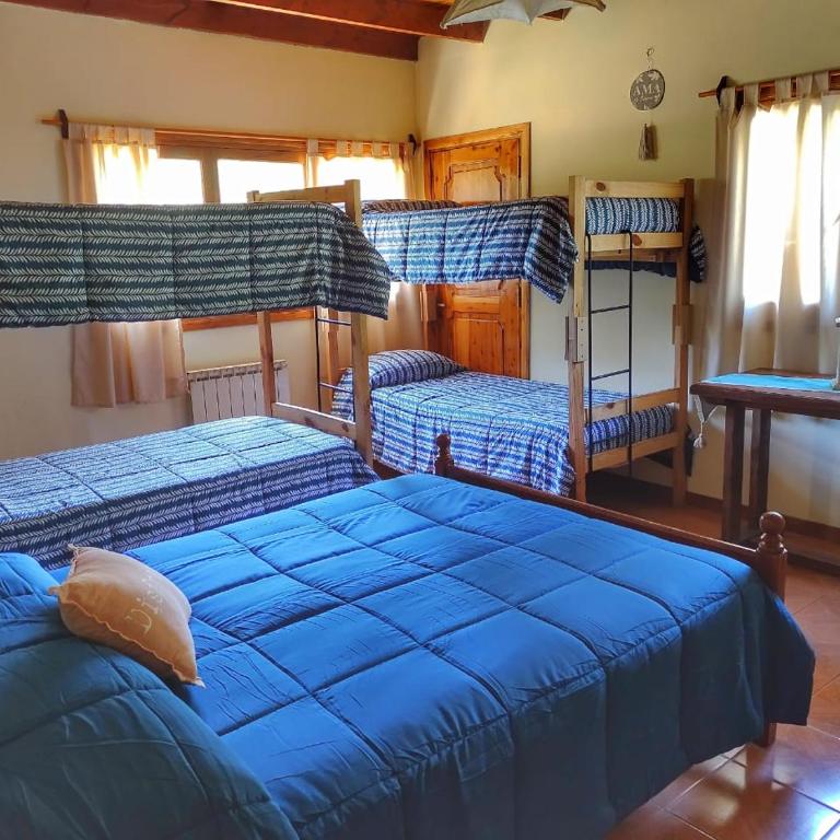 Posada del Ñireco - Habitación Familiar con baño - 1