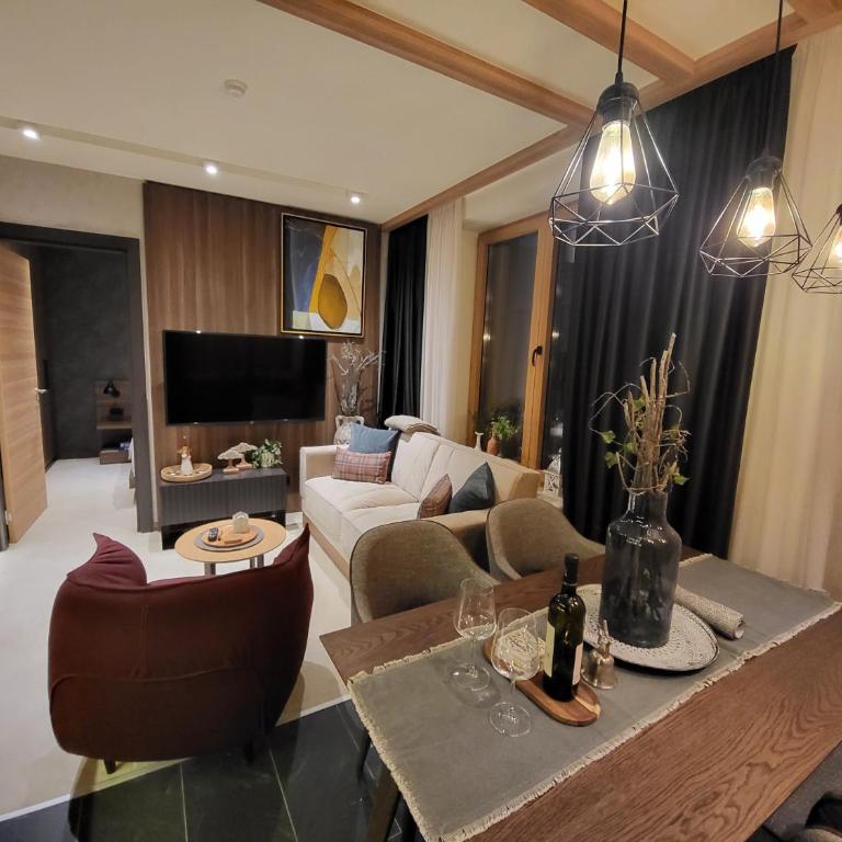 Woodside 430 Apartment - One-Bedroom Apartment - 1