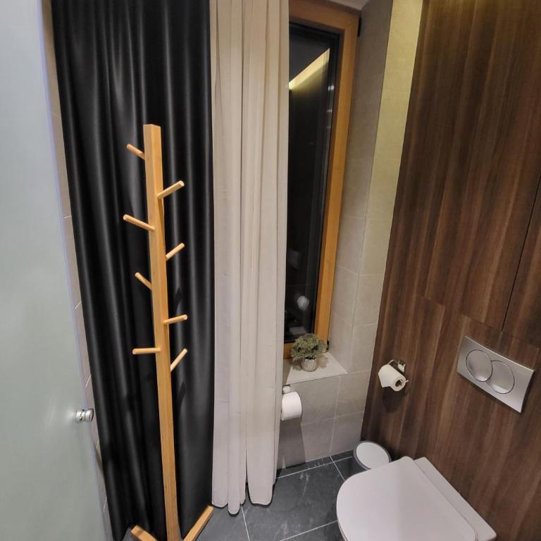 Woodside 430 Apartment - One-Bedroom Apartment - 11