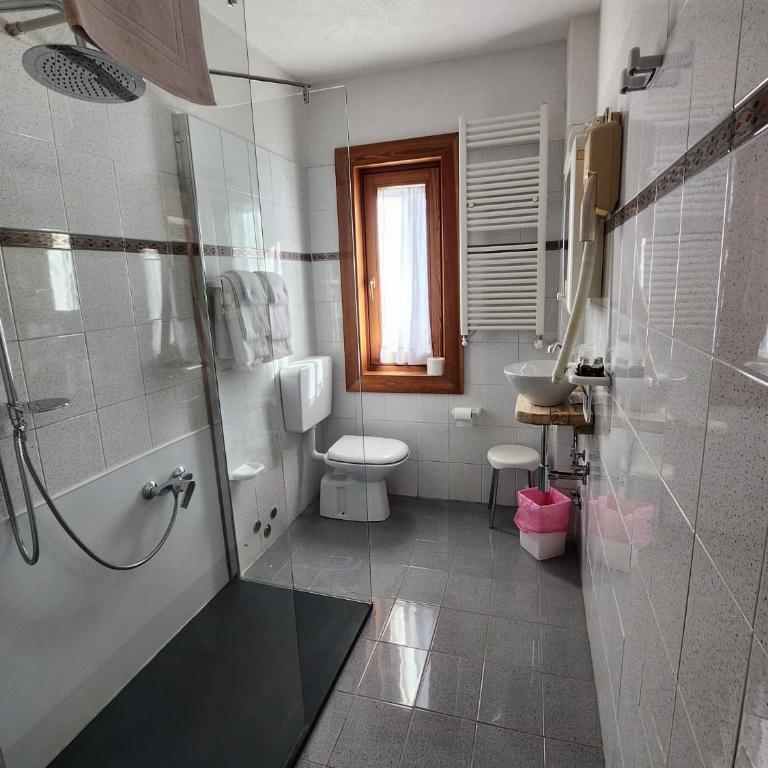 Apartments Suites LAC BLEU - Camera Matrimoniale/Doppia con Letti Singoli - 2