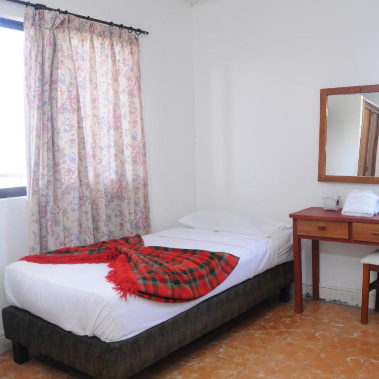Hotel Montecarlo Beach - Habitación Cuádruple Estándar - 6