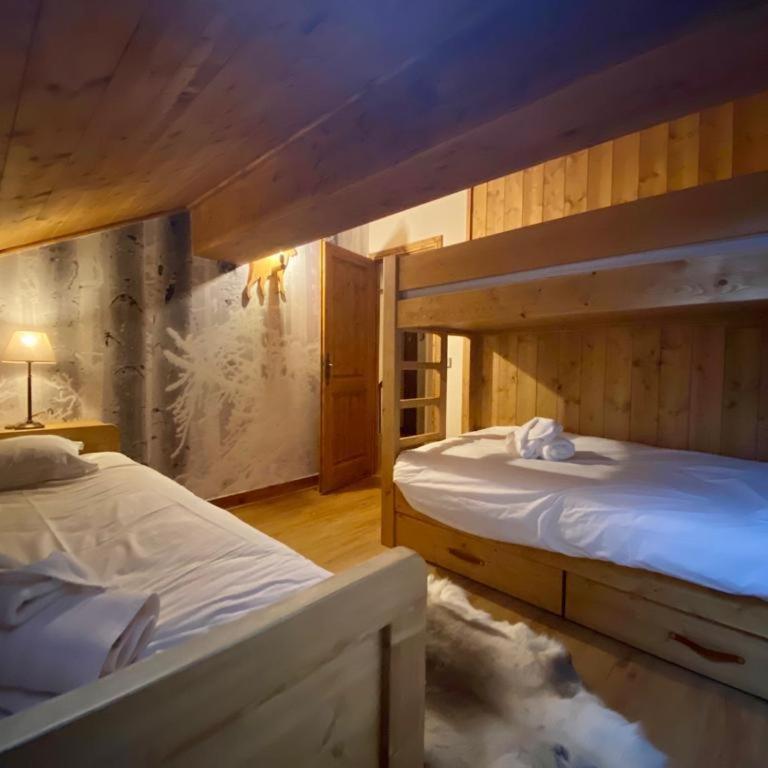 Chalet Mont Blanc - Arc 1950 - Ski-in Ski-out, 2 bed duplex, sleeps 8 - Two-Bedroom Apartment - 17