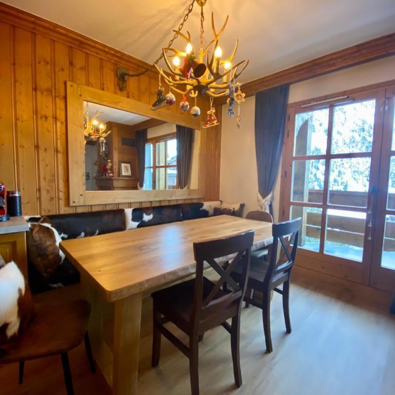 Chalet Mont Blanc - Arc 1950 - Ski-in Ski-out, 2 bed duplex, sleeps 8 - Two-Bedroom Apartment - 5