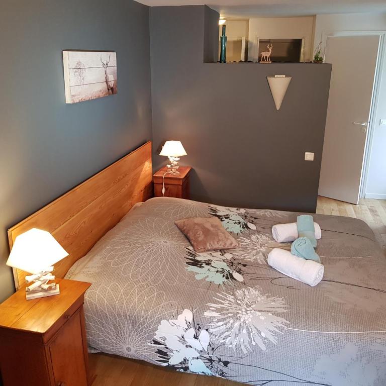 La Girandole Chambre d'hôtes et Location d'appartement - Chambre Double avec Balcon - 3