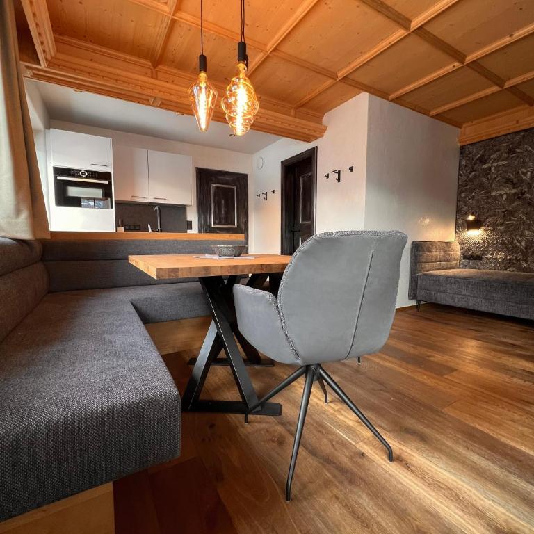Schulhaus Tirol - One-Bedroom Suite - 4