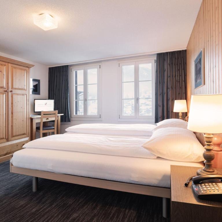 Jungfrau Lodge, Swiss Mountain Hotel - Doppelzimmer mit eigenem Bad und Blick auf den Eiger - 3