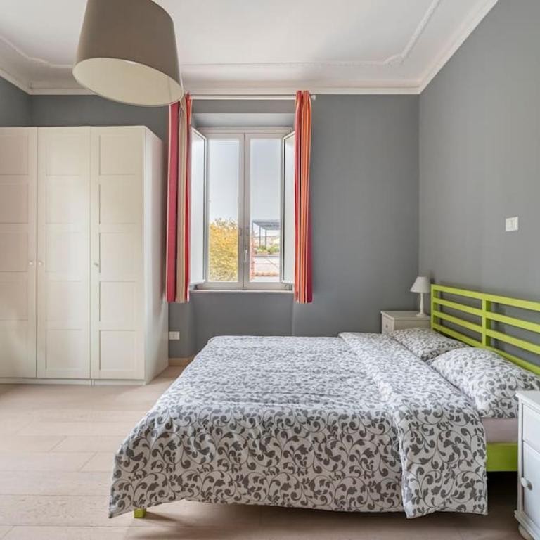 Walking to Trastevere di Marialaura Aragno - Casa con 2 Camere da Letto - 11